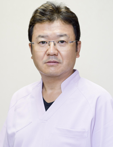 院長　青柳 佳治